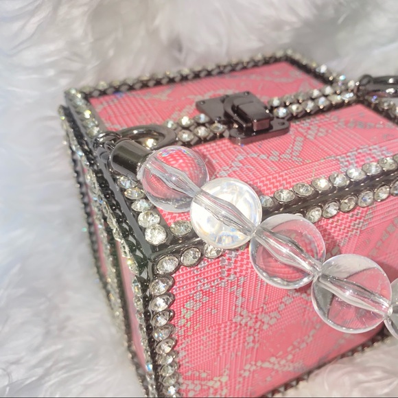 Cube Purse - Picture 8 of 12